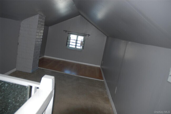 Building Photo - 1984 Newbridge Rd