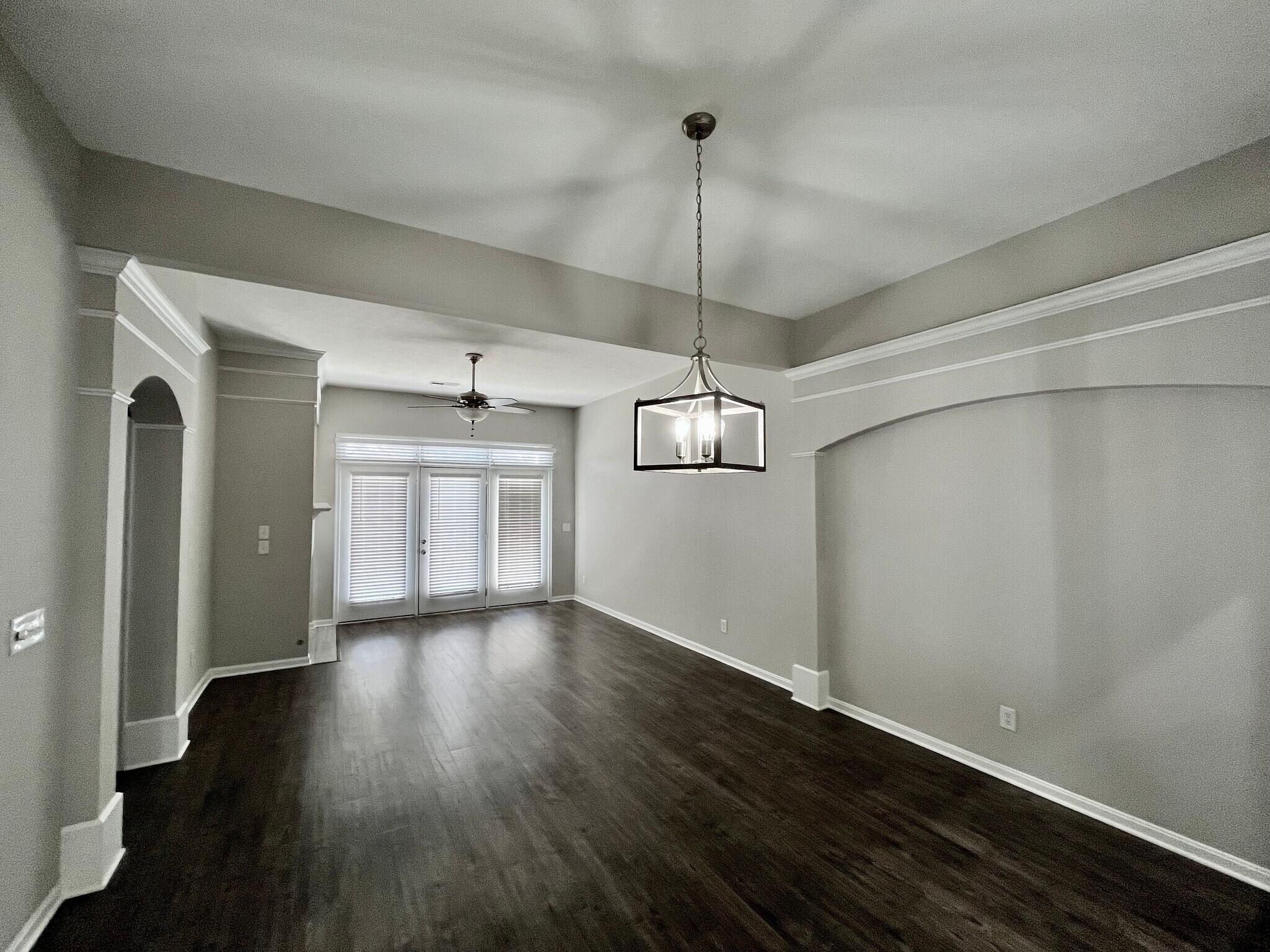 Building Photo - 6571 Pondfield Ln