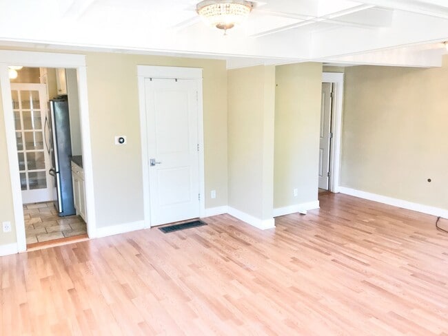 Building Photo - Foster-Powell Charming Bungalow with Bonus Finished Attic Space