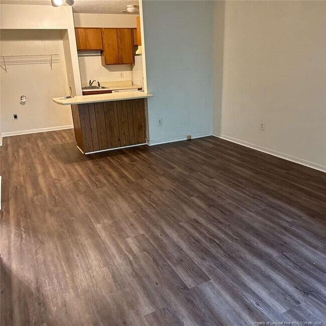Building Photo - 6408 Starbrook Dr