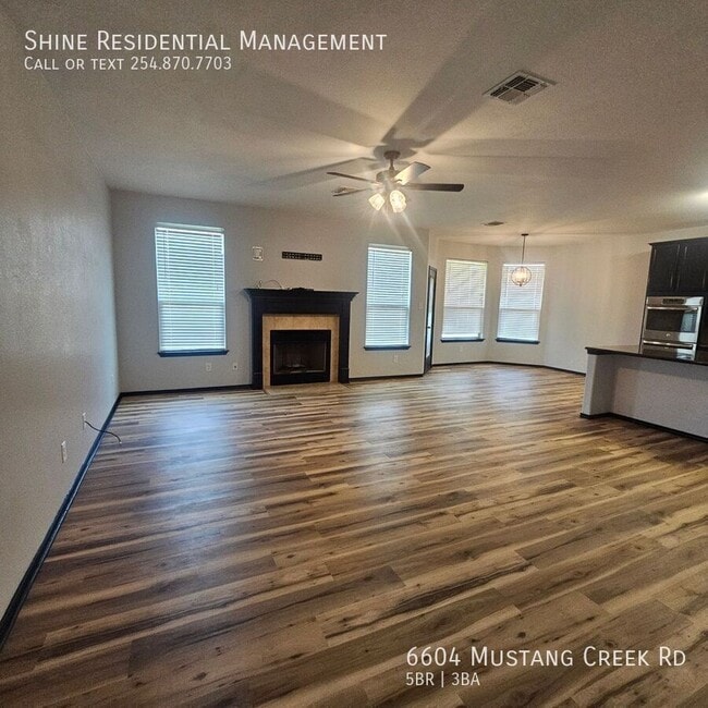 Building Photo - 6604 Mustang Creek Rd