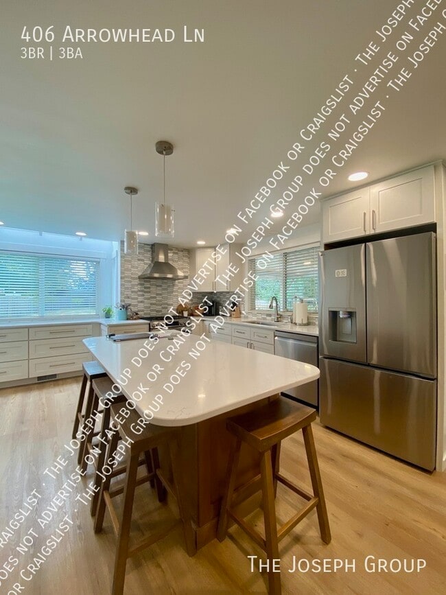 Building Photo - 406 Arrowhead Ln