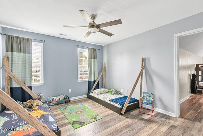 Building Photo - Welcome to Woodlands!