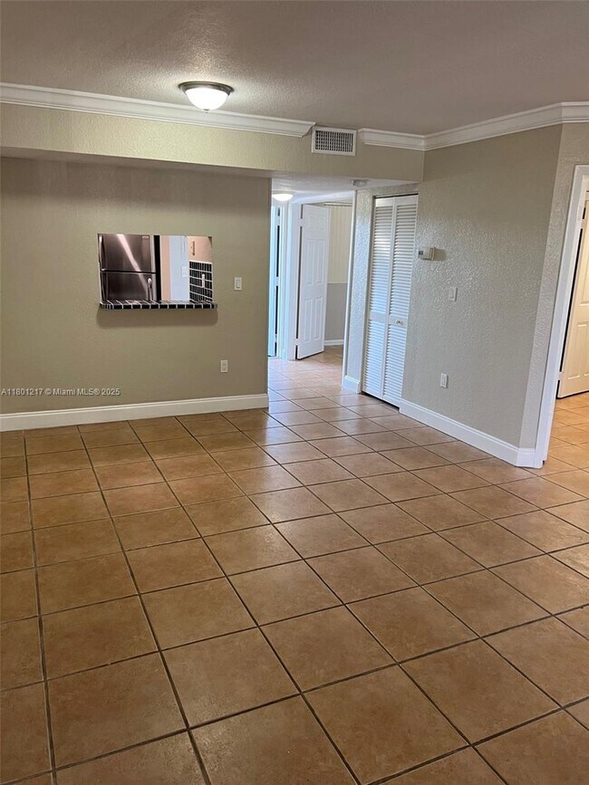 Building Photo - 8215 SW 152nd Ave