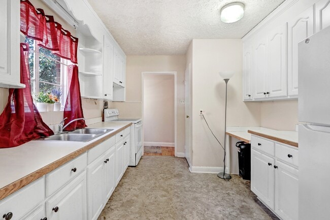 Building Photo - 1711 Rose St