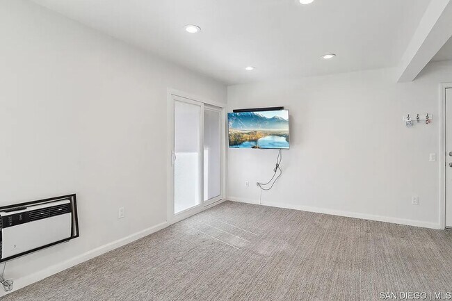 Building Photo - Upgraded Studio Condo For Rent - in San Ca...