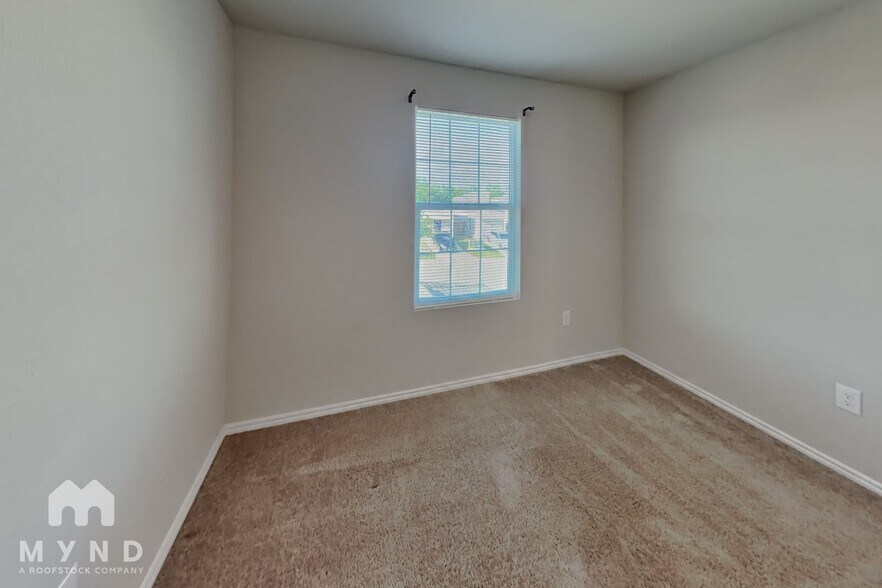 Building Photo - 4220 Thalweg Way