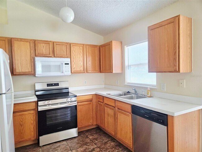 Building Photo - 10 Prince Kaarel Ln