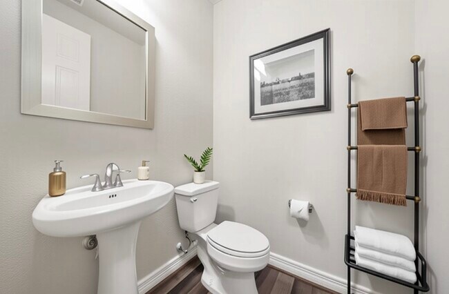 Building Photo - 27130 Spanish Wind Ct