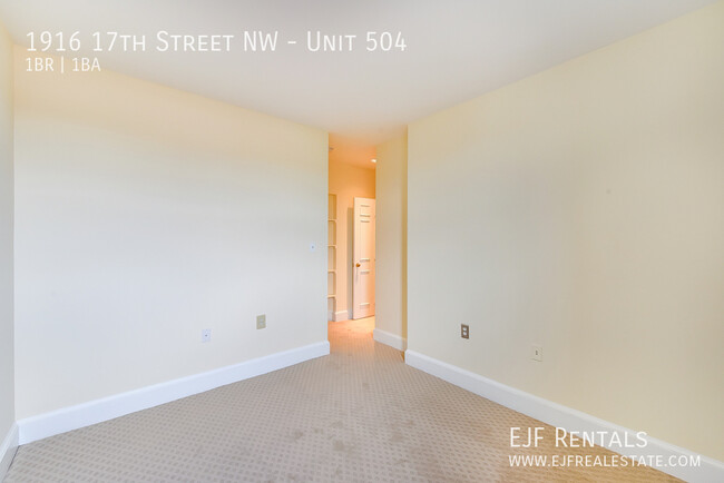 Building Photo - Sun Drenched Top Floor Dupont Circle One B...