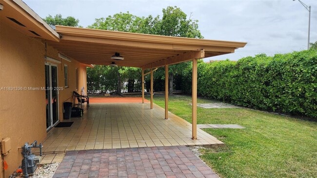 Building Photo - 5460 SW 133rd Ct
