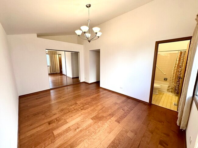 Building Photo - 2338 Buckingham Cir