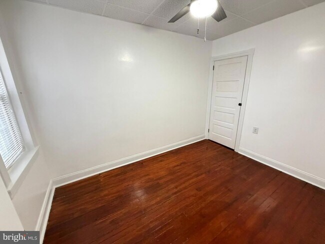 Building Photo - 1535 Willow St