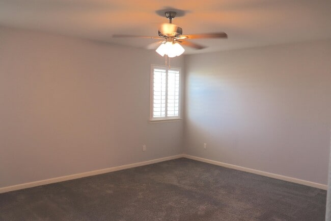 Building Photo - 1884 Clover Drive