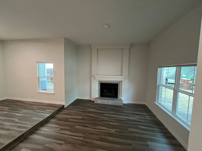 Building Photo - 8015 Copper Trail Dr