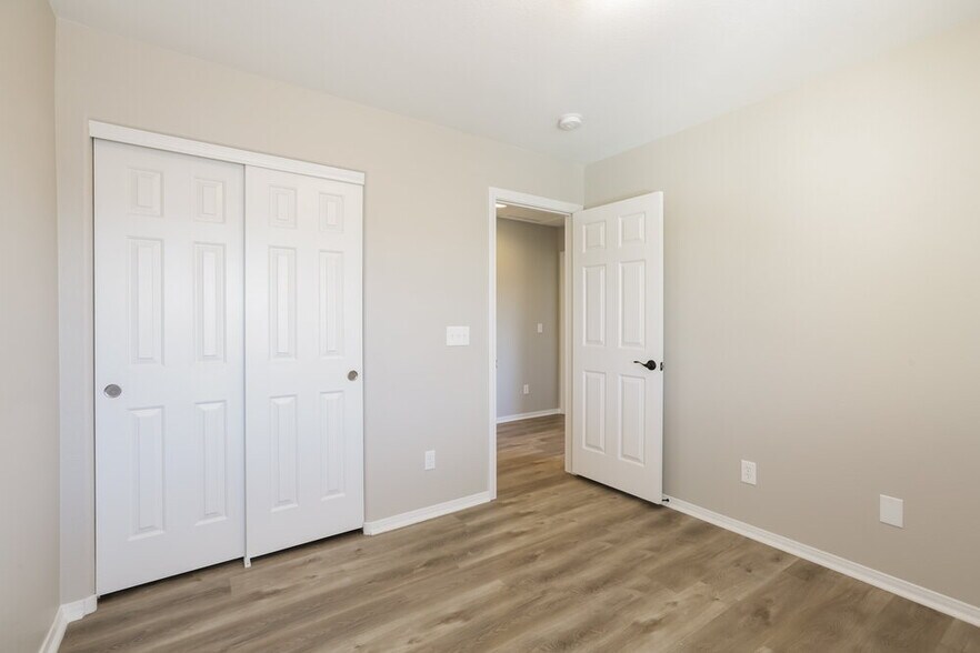 Building Photo - 8036 N Copperhead Creek St