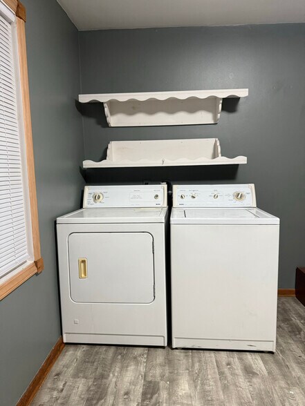 Building Photo - 11.5 Berry Rd