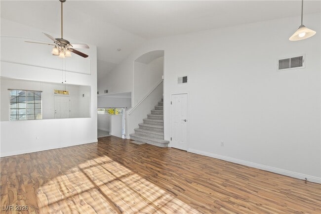 Building Photo - 9475 S Soloshine St