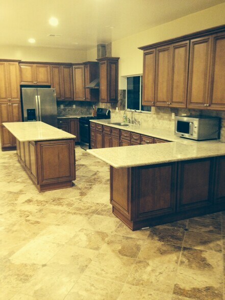 Building Photo - 9041 Cattaraugus Ave