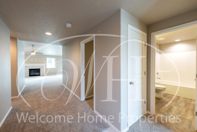 Building Photo - Beautiful Newer Home in New Neighborhood