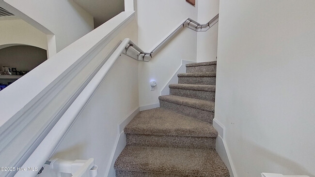 Building Photo - 837 Tuscarora Trl