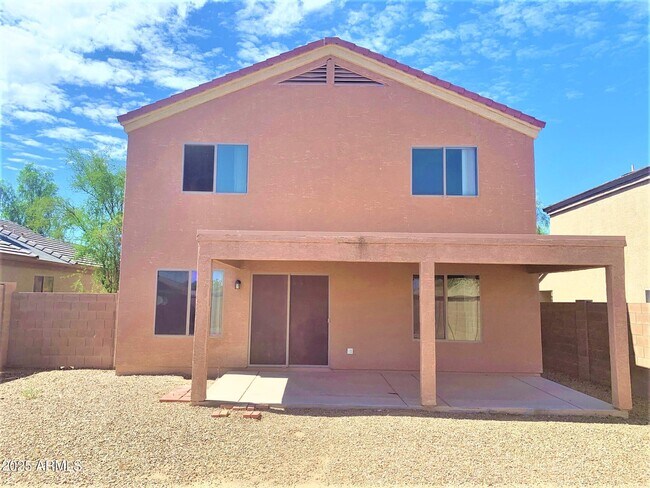 Building Photo - 6698 E Summerset Rd