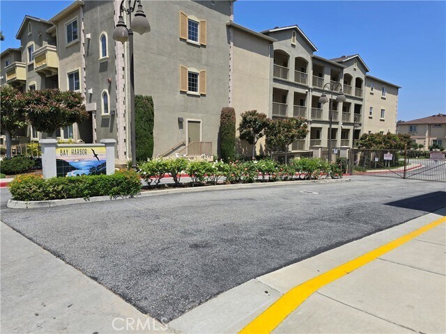Building Photo - 1437 Lomita Blvd