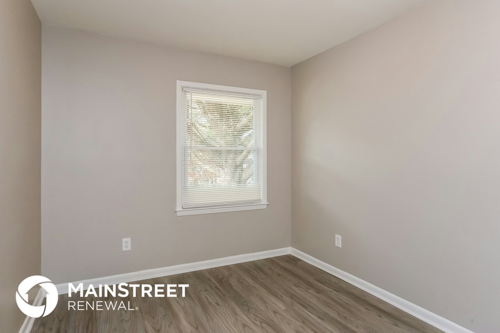 Building Photo - 2858 Spruce Point Rd