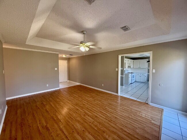 Building Photo - 24 Winchester Ct