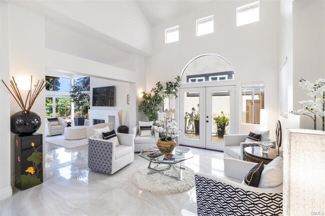 Building Photo - 22721 Las Brisas Cir