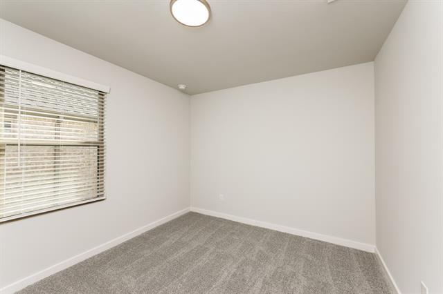 Building Photo - 3908 Edmondson Dr