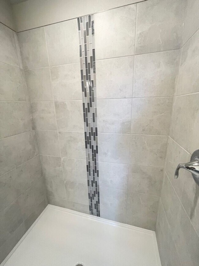 Building Photo - NEWER CONSTRUCTION 4 BEDROOM HOME LOCATED in the NOOK at Shilo Ranch