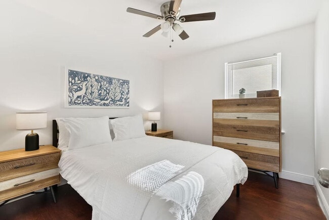 Building Photo - 2104 Foggy Bottom Dr