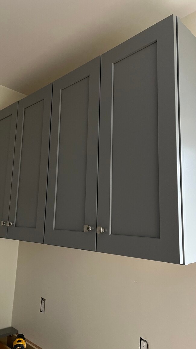 Building Photo - 11 Hatch St