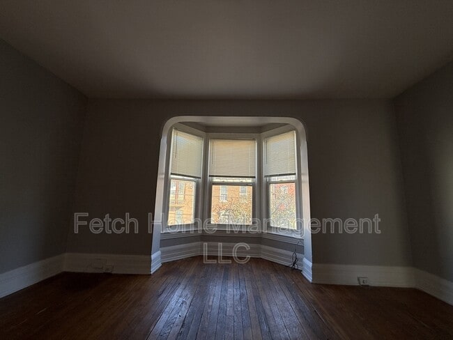 Building Photo - 106 S Pershing Ave