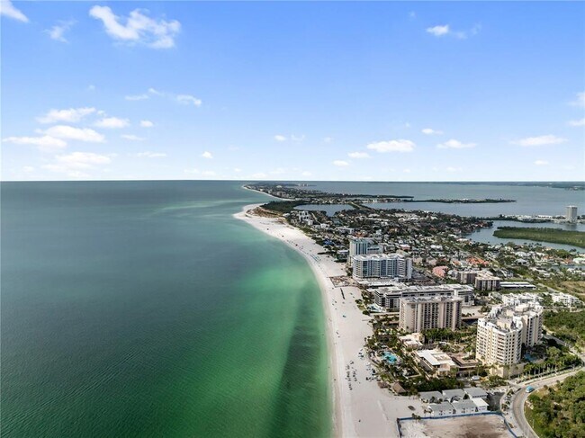 Building Photo - 1750 Benjamin Franklin Dr