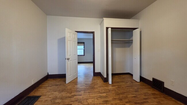 Building Photo - 1115 N Richmond St