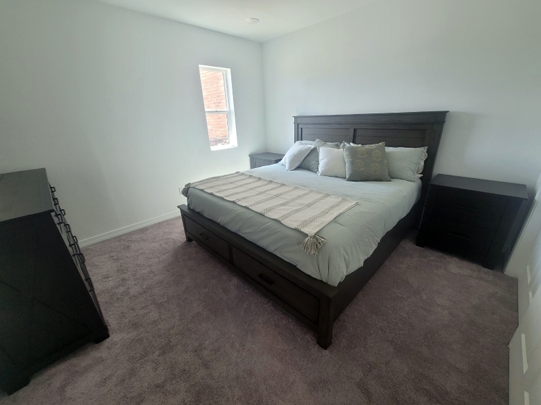 Building Photo - 1957 Harrison Ave