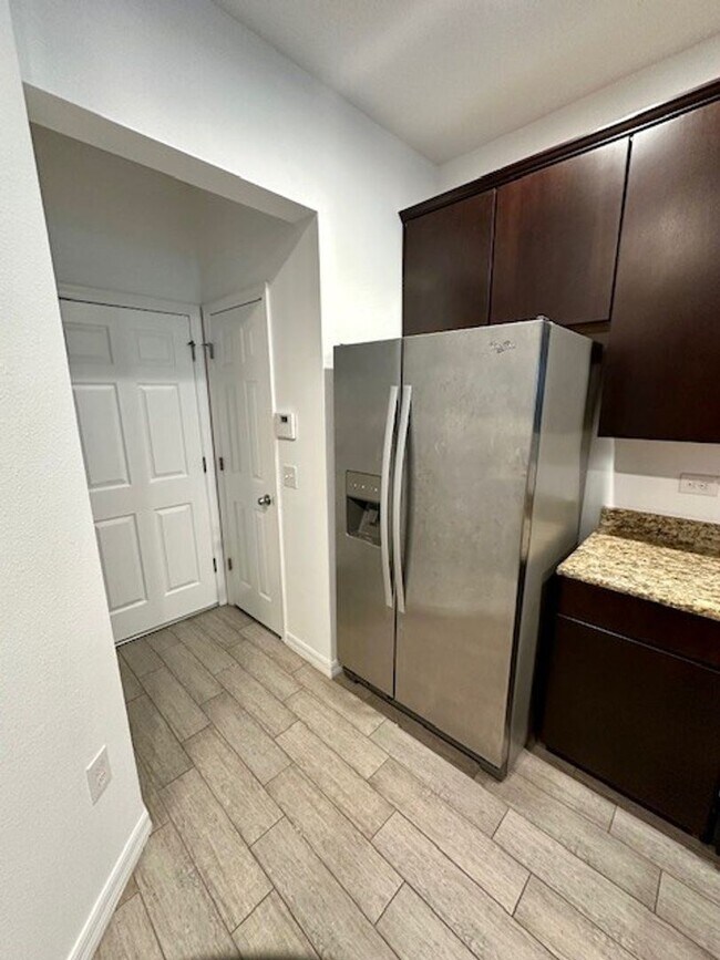Building Photo - 4 bed 2.5 bath in WINDERMERE TRAILS!