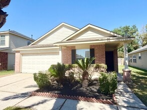 Building Photo - DAN03