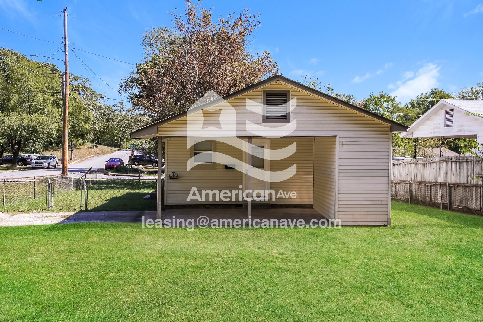 Building Photo - 800 W 51st St