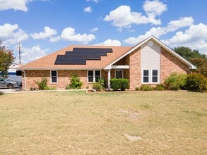 Building Photo - 122 CR - 4936
