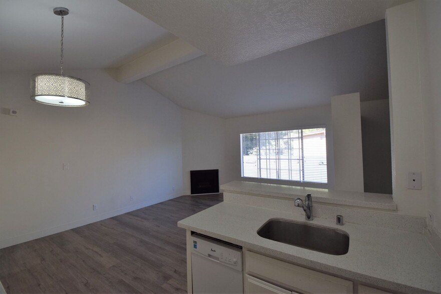 Building Photo - 5754 Colfax Ave