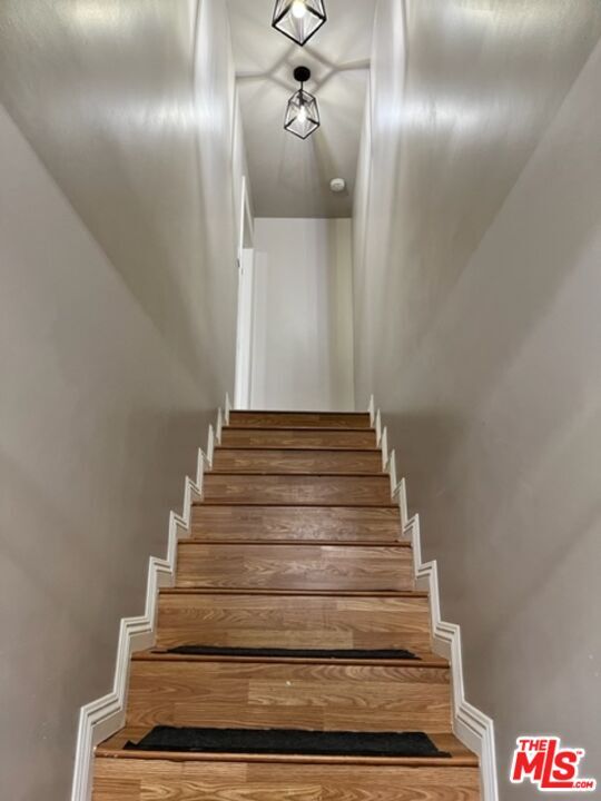 Building Photo - 13818 Bessemer St