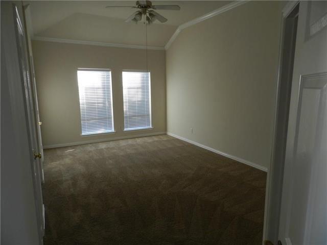 Building Photo - 121 Wildwood Ct