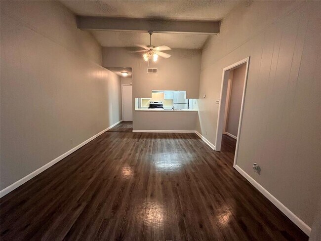 Building Photo - 1514 Forest Trail