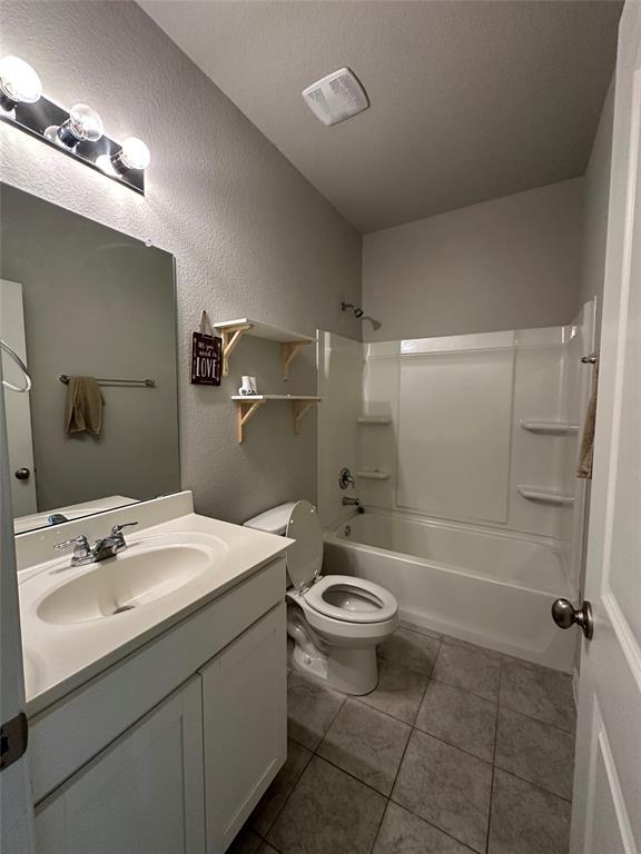 Building Photo - 13000 Titanium St