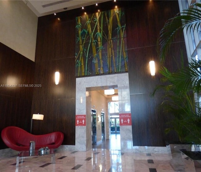 Building Photo - 185 SW 7th St