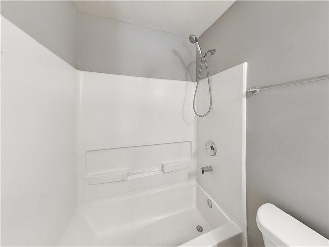 Building Photo - 3258 Welmingham Dr SW