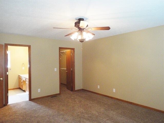 Building Photo - 3736 Maplebrooke Ln